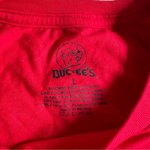 Buc-ees | Red Logo Short Sleeve Tee Shirt | Size Large - Picture 6 of 8